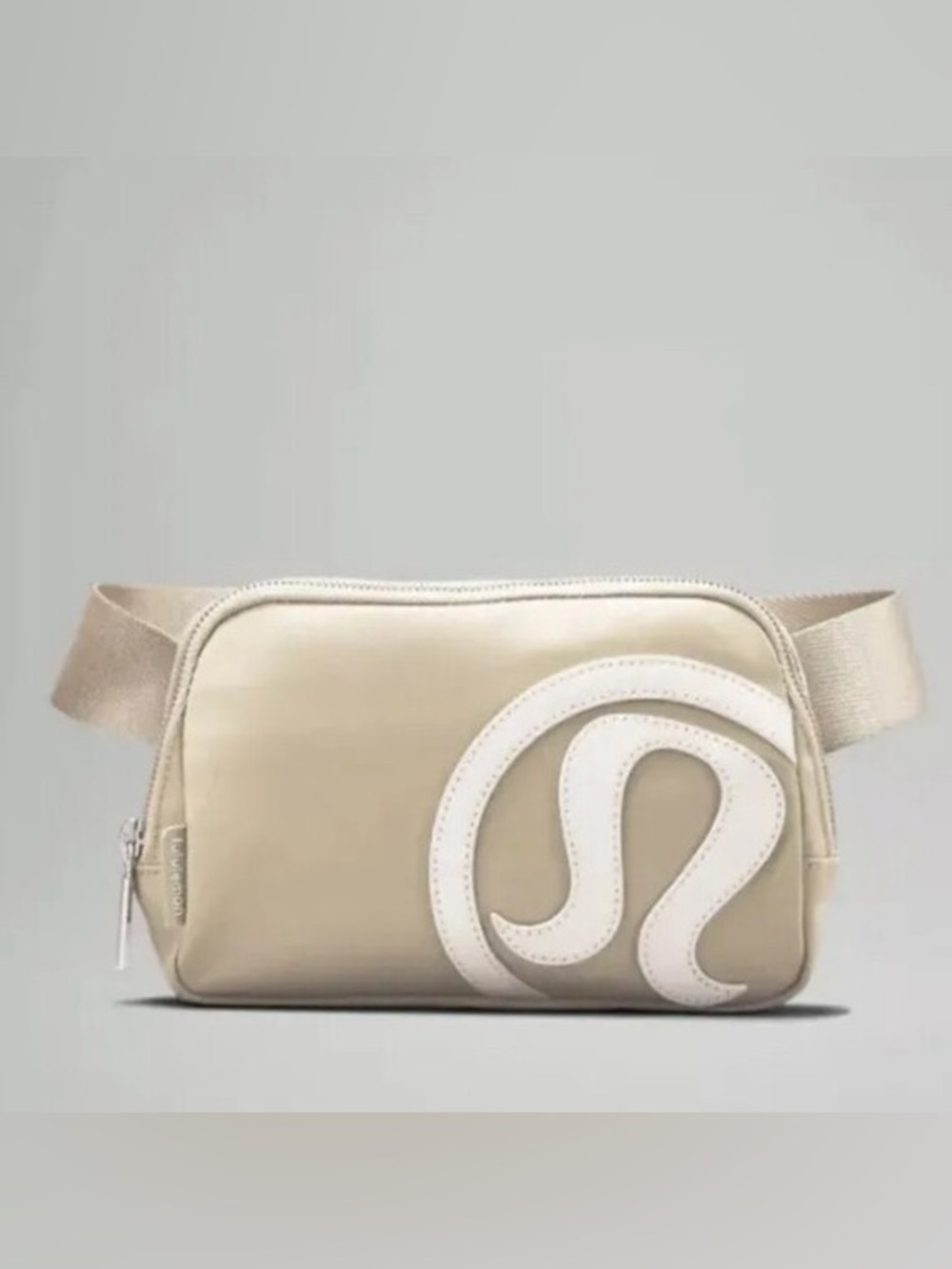 Lululemon Everywhere Belt Bag Trench/White Opal 1L